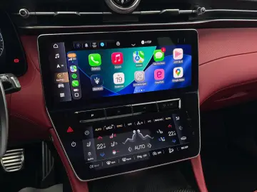 MASERATI Grecale 3.0 V6 Trofeo