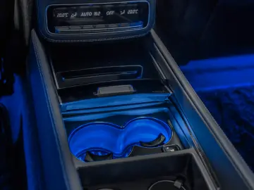 Mercedes-Benz GLS 600 Maybach Two-tone First Class