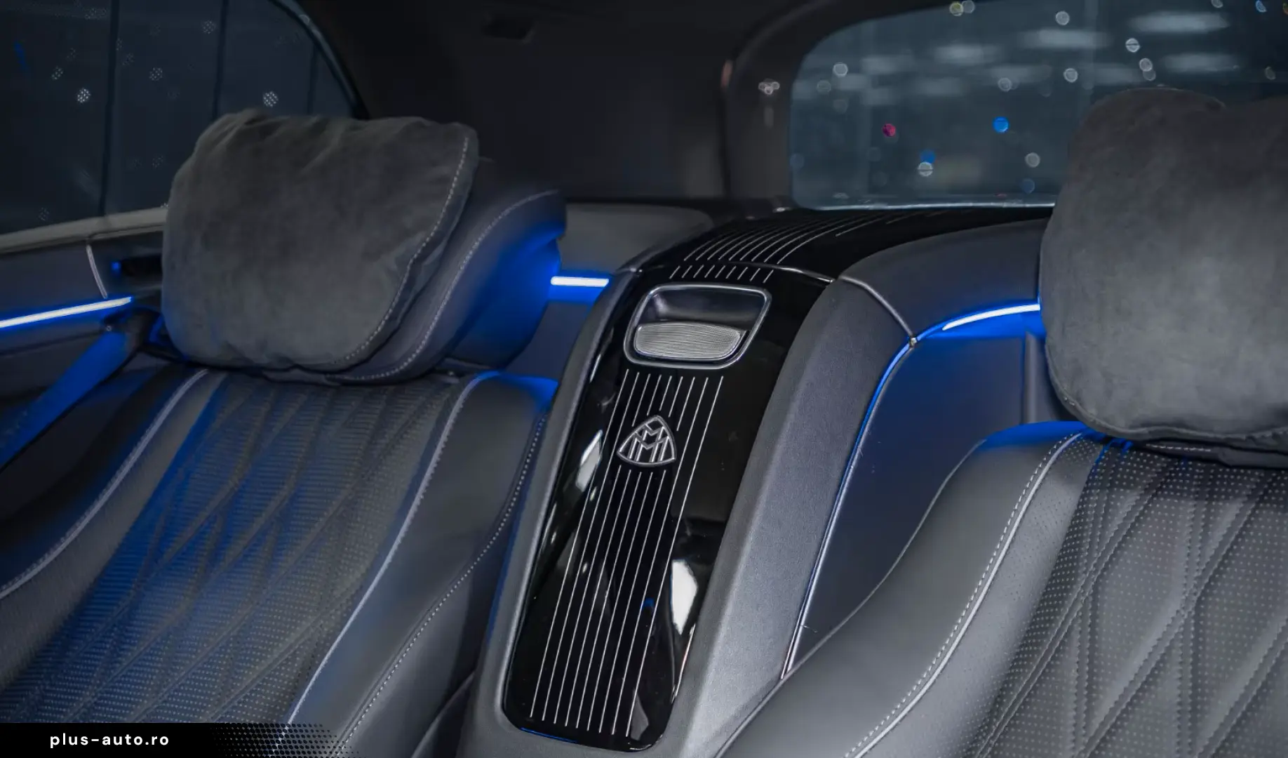 Mercedes-Benz GLS 600 Maybach Two-tone First Class