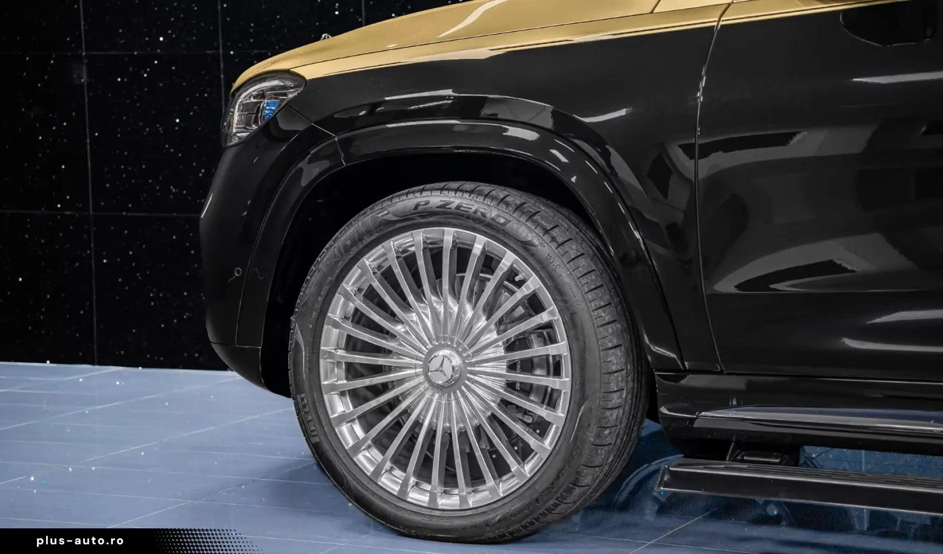 Mercedes-Benz GLS 600 Maybach Two-tone First Class