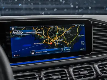 Mercedes-Benz GLS 600 Maybach Two-tone First Class