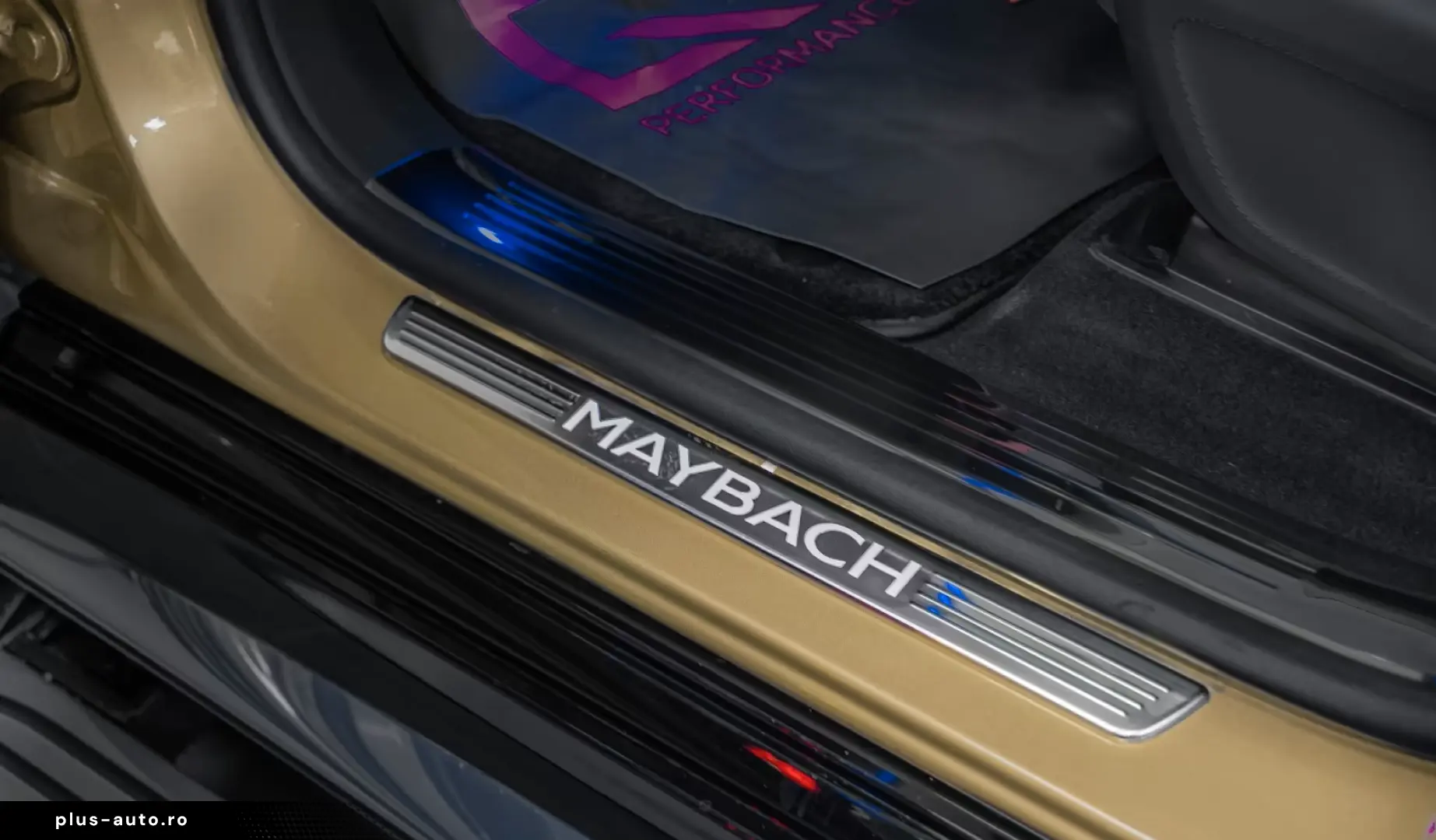 Mercedes-Benz GLS 600 Maybach Two-tone First Class