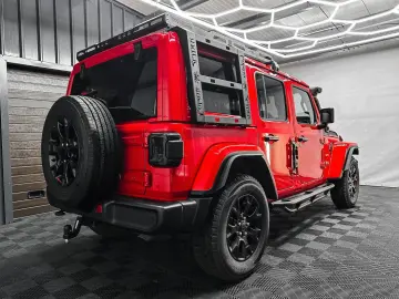 JEEP Wrangler SAHARA 3 6 4x4