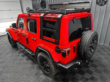 JEEP Wrangler SAHARA 3 6 4x4