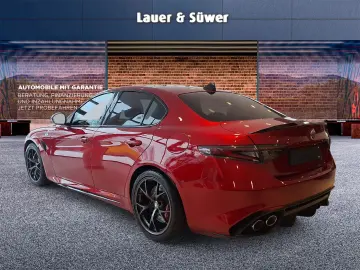 ALFA ROMEO Giulia Quadrifoglio Benzin 519 PS AT MY 2023