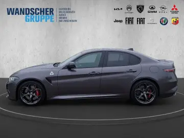 ALFA ROMEO Giulia Quadrifoglio 2.9 V6 Bi-Turbo Kam. KeyLess