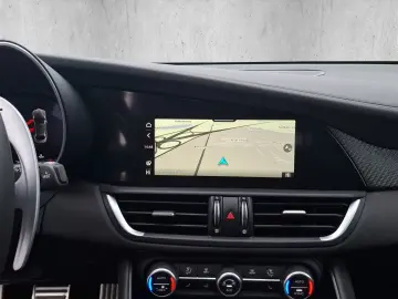 ALFA ROMEO Giulia Quadrifoglio 2.9 V6 Bi-Turbo Kam. KeyLess