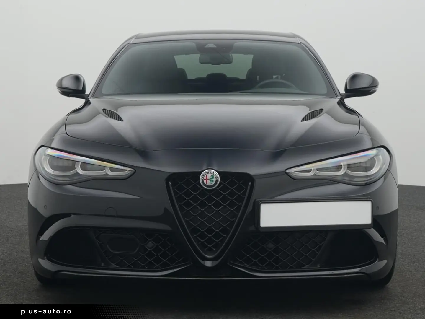 ALFA ROMEO Giulia Quadrifoglio