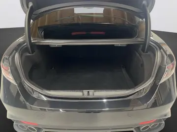 ALFA ROMEO Giulia Quadrifoglio 2.9 V6 Bi-Turbo AT8