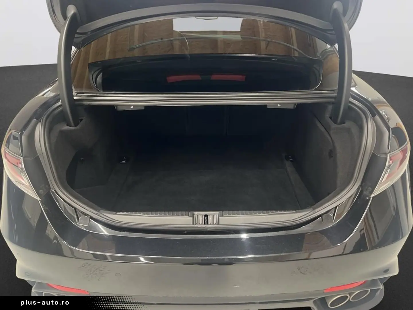 ALFA ROMEO Giulia Quadrifoglio 2.9 V6 Bi-Turbo AT8