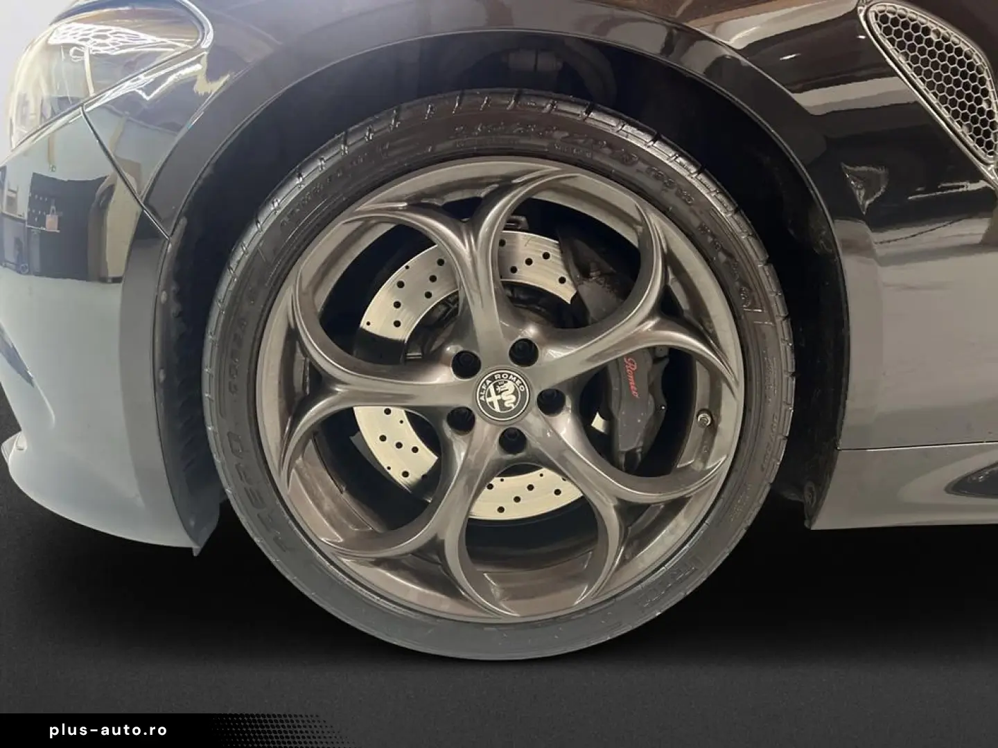 ALFA ROMEO Giulia Quadrifoglio 2.9 V6 Bi-Turbo AT8