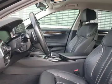 BMW 530e iPerf Lim Sport Line LED Navi ParkAs SHZ