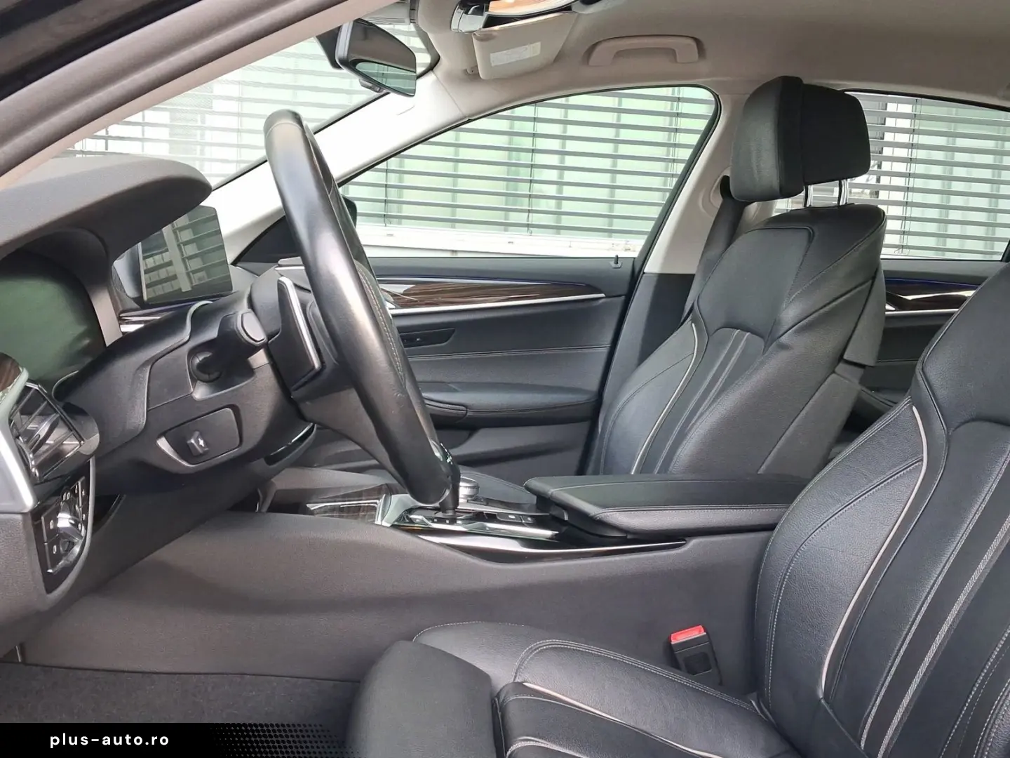 BMW 530e iPerf Lim Sport Line LED Navi ParkAs SHZ