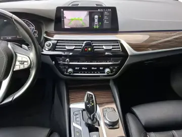 BMW 530e iPerf Lim Sport Line LED Navi ParkAs SHZ