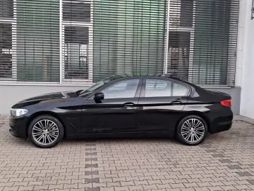 BMW 530e iPerf Lim Sport Line LED Navi ParkAs SHZ