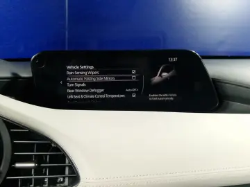 MAZDA 3 SKYACTIVE X ANIVERSARY 180cp 2020