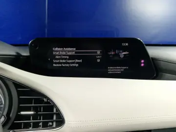 MAZDA 3 SKYACTIVE X ANIVERSARY 180cp 2020