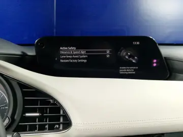 MAZDA 3 SKYACTIVE X ANIVERSARY 180cp 2020