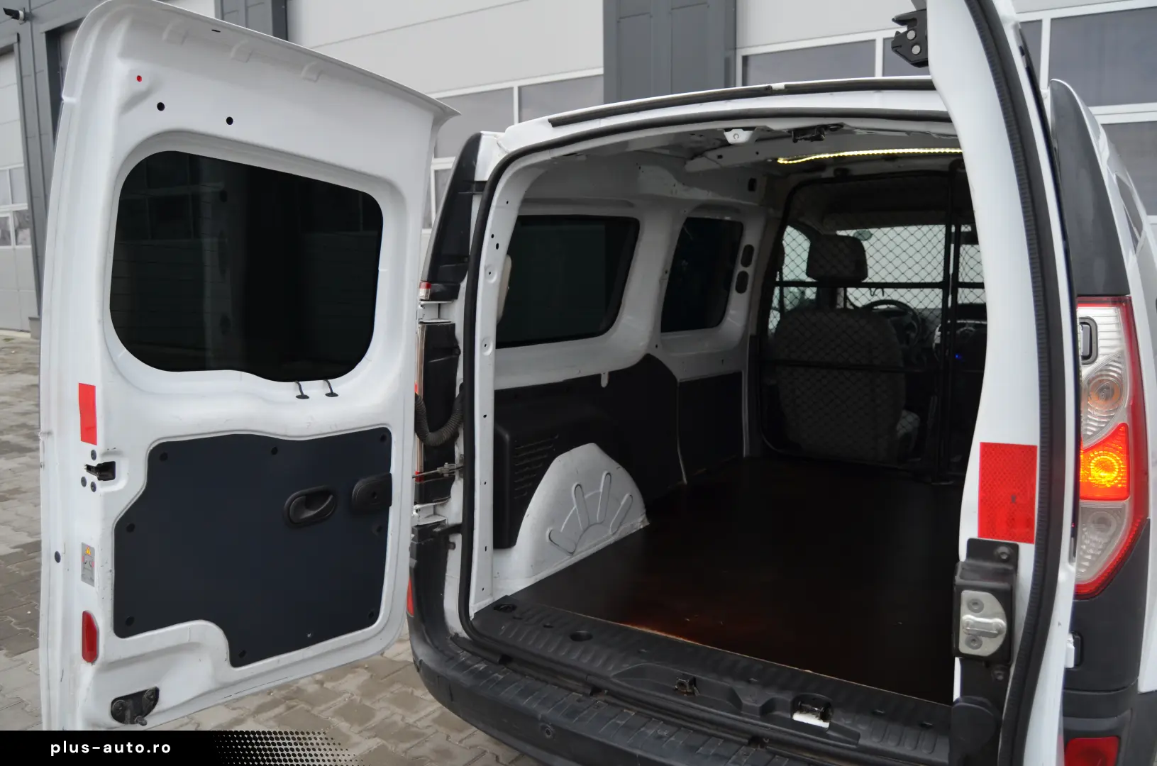 Kangoo 1.5 dCi    90Hp    Maxi volum    Manuala