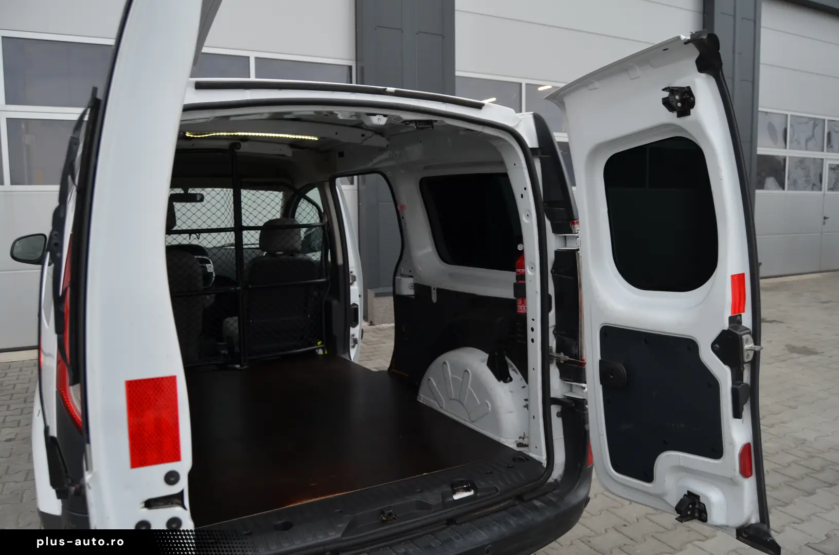 Kangoo 1.5 dCi    90Hp    Maxi volum    Manuala