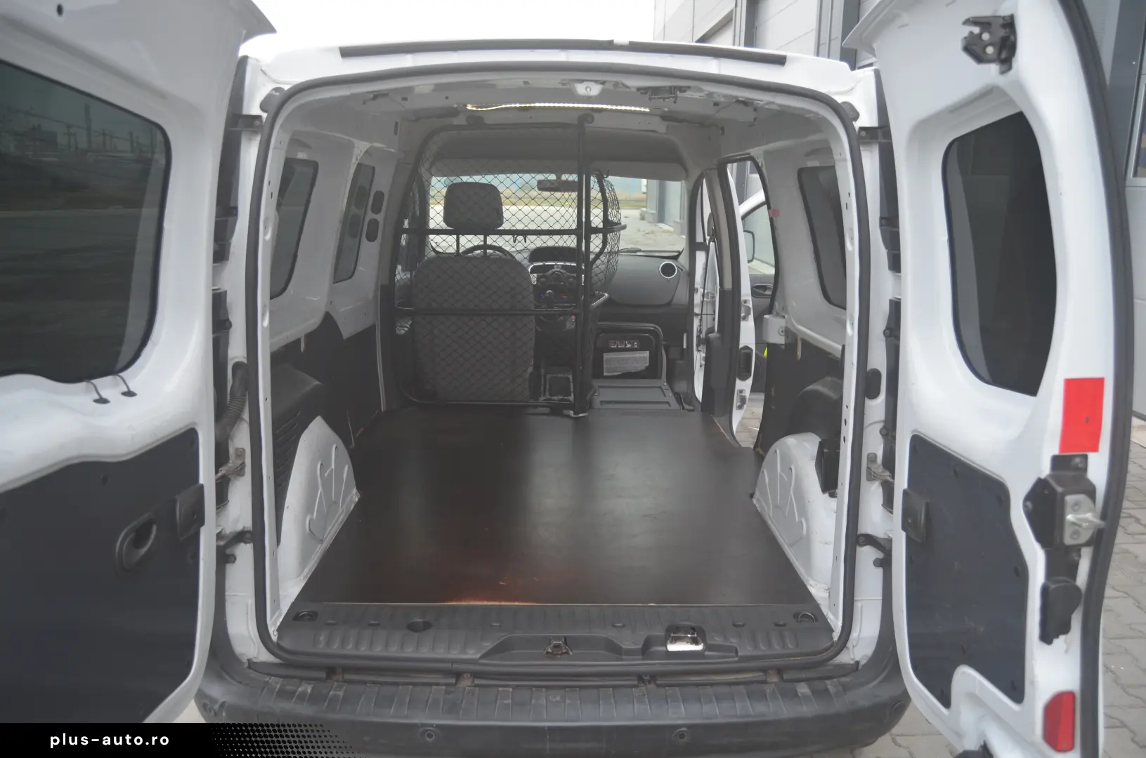 Kangoo 1.5 dCi    90Hp    Maxi volum    Manuala