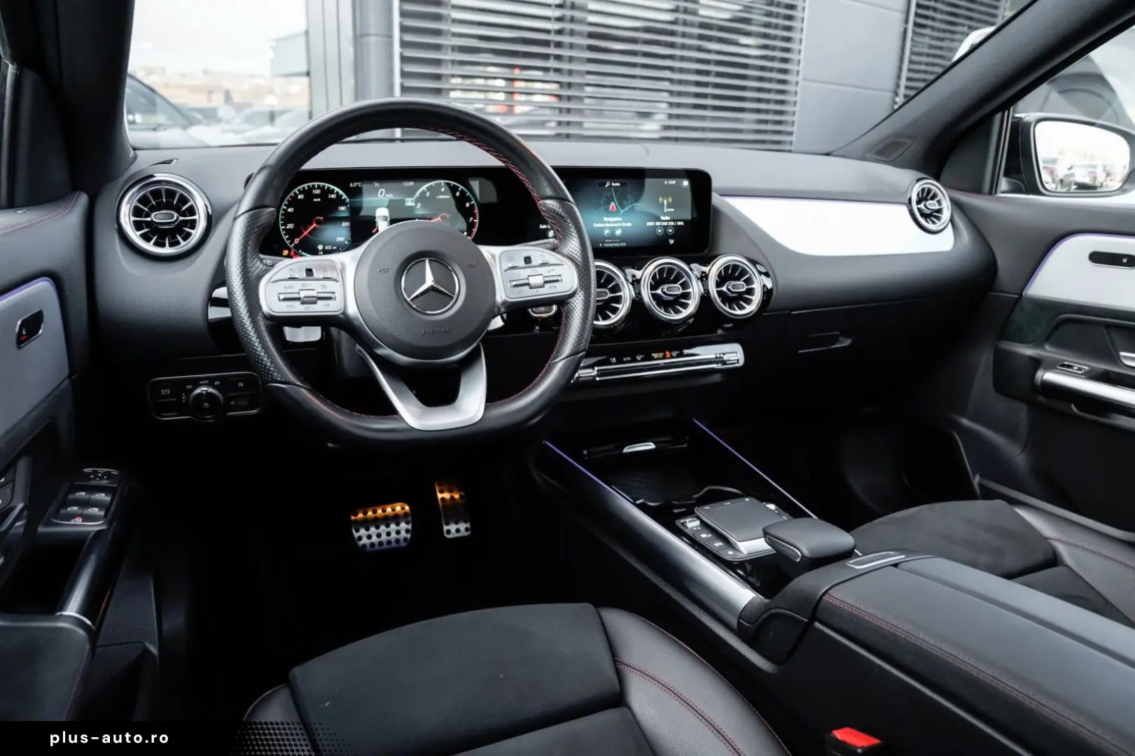 MERCEDES-BENZ GLA 200 AMG Night-MBUX-Pano-AHK-Kamera&hellip;