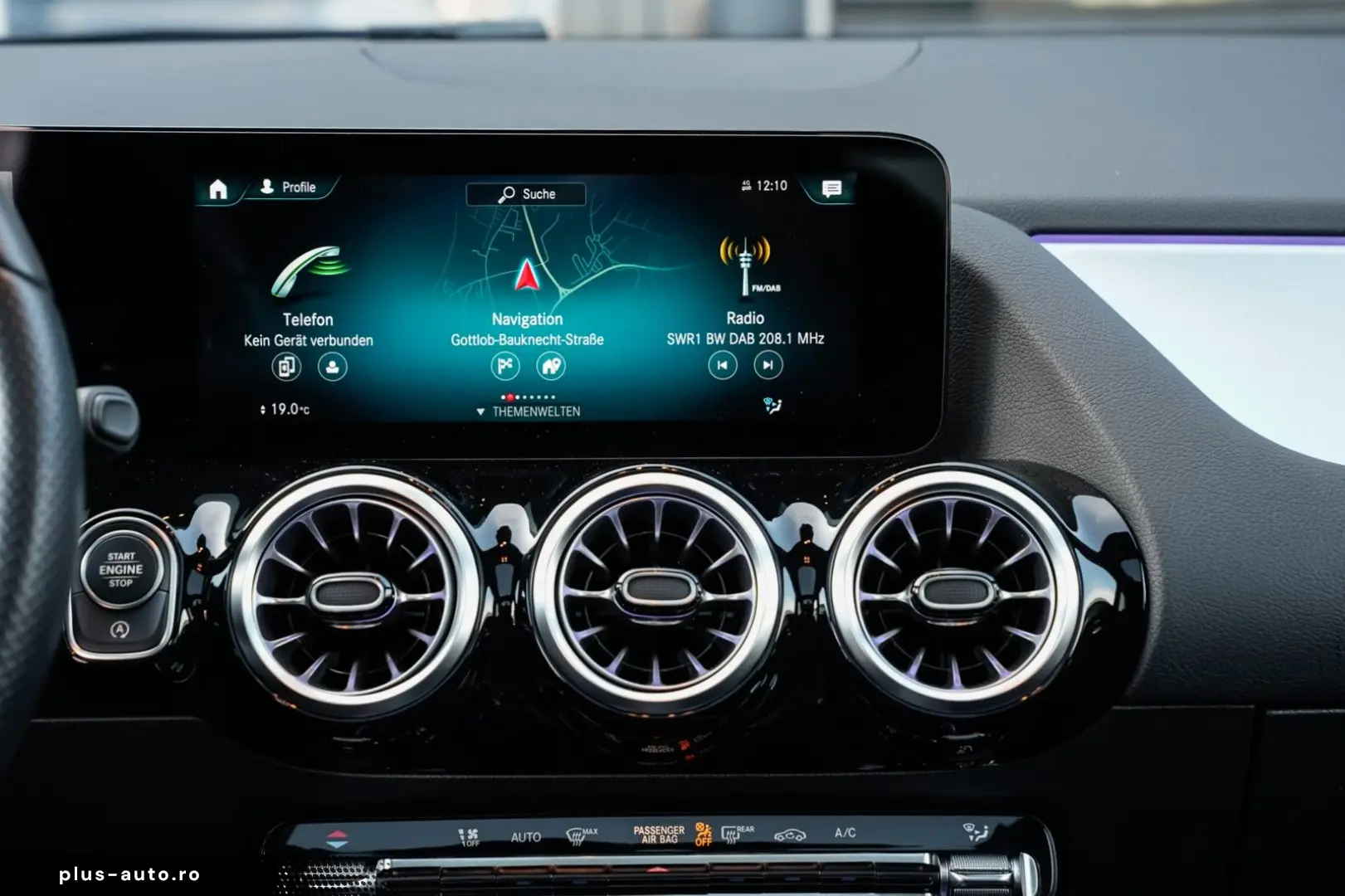 MERCEDES-BENZ GLA 200 AMG Night-MBUX-Pano-AHK-Kamera&hellip;