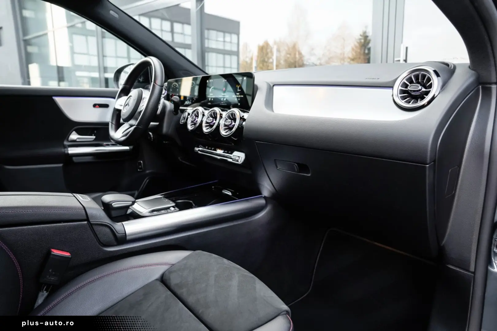 MERCEDES-BENZ GLA 200 AMG Night-MBUX-Pano-AHK-Kamera&hellip;