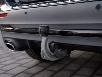 MERCEDES-BENZ GLA 200 AMG Night-MBUX-Pano-AHK-Kamera&hellip;