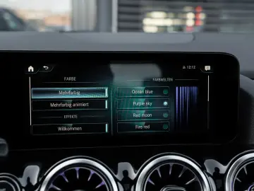 MERCEDES-BENZ GLA 200 AMG Night-MBUX-Pano-AHK-Kamera&hellip;