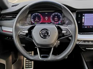 Skoda Octavia 2.0 TDI DSG Sportline