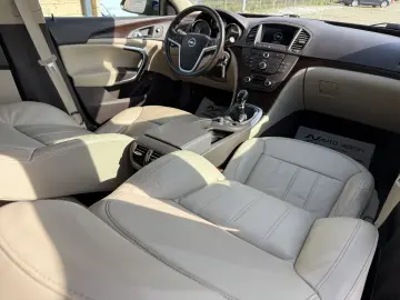 Opel Insignia 2.0 Benzina 220Cp
