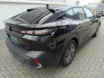 PEUGEOT 408 Allure Winter-Paket Surrounding Connect