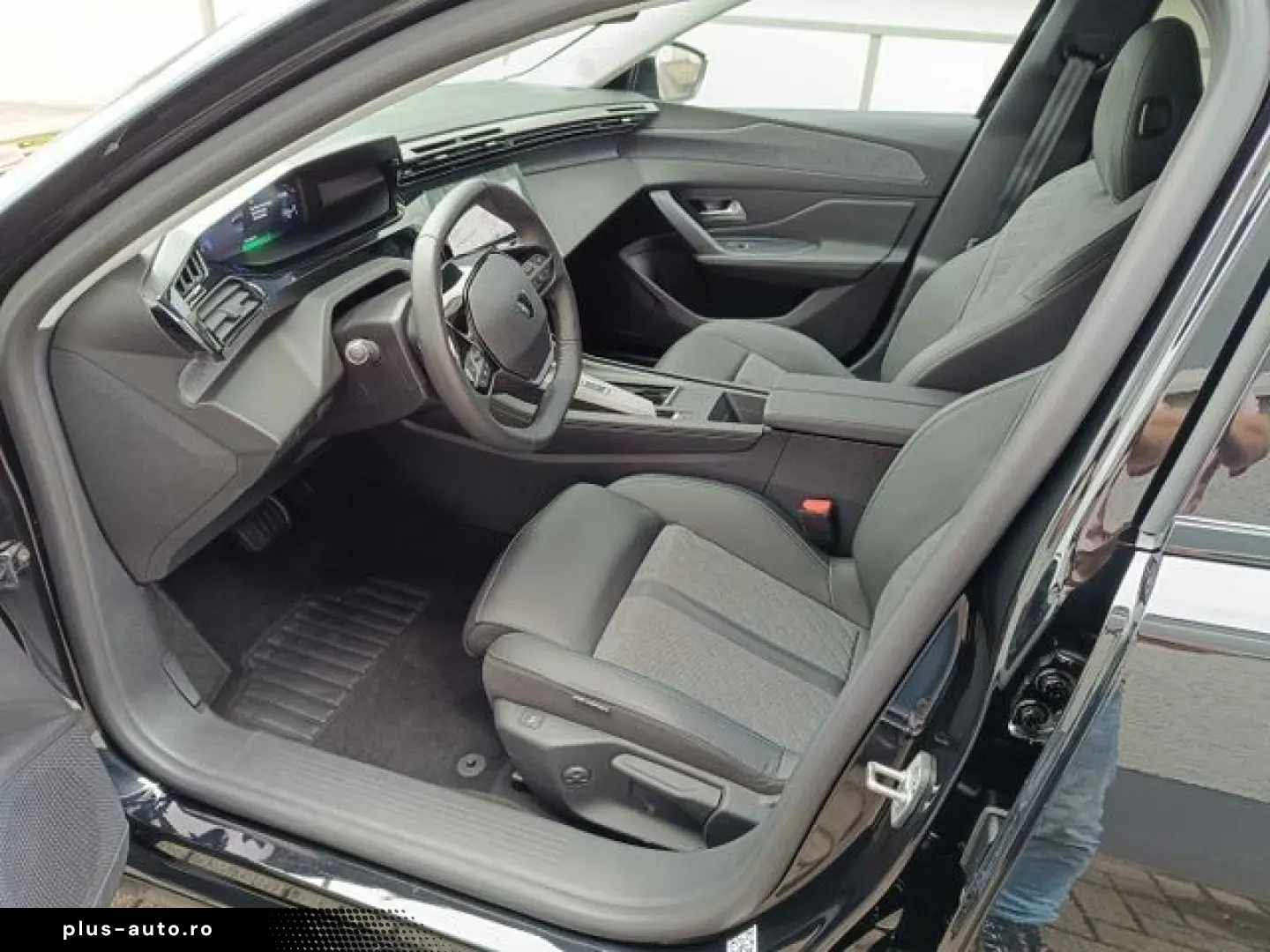 PEUGEOT 408 Allure Winter-Paket Surrounding Connect