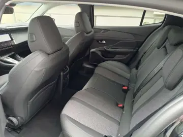 PEUGEOT 408 Allure Winter-Paket Surrounding Connect