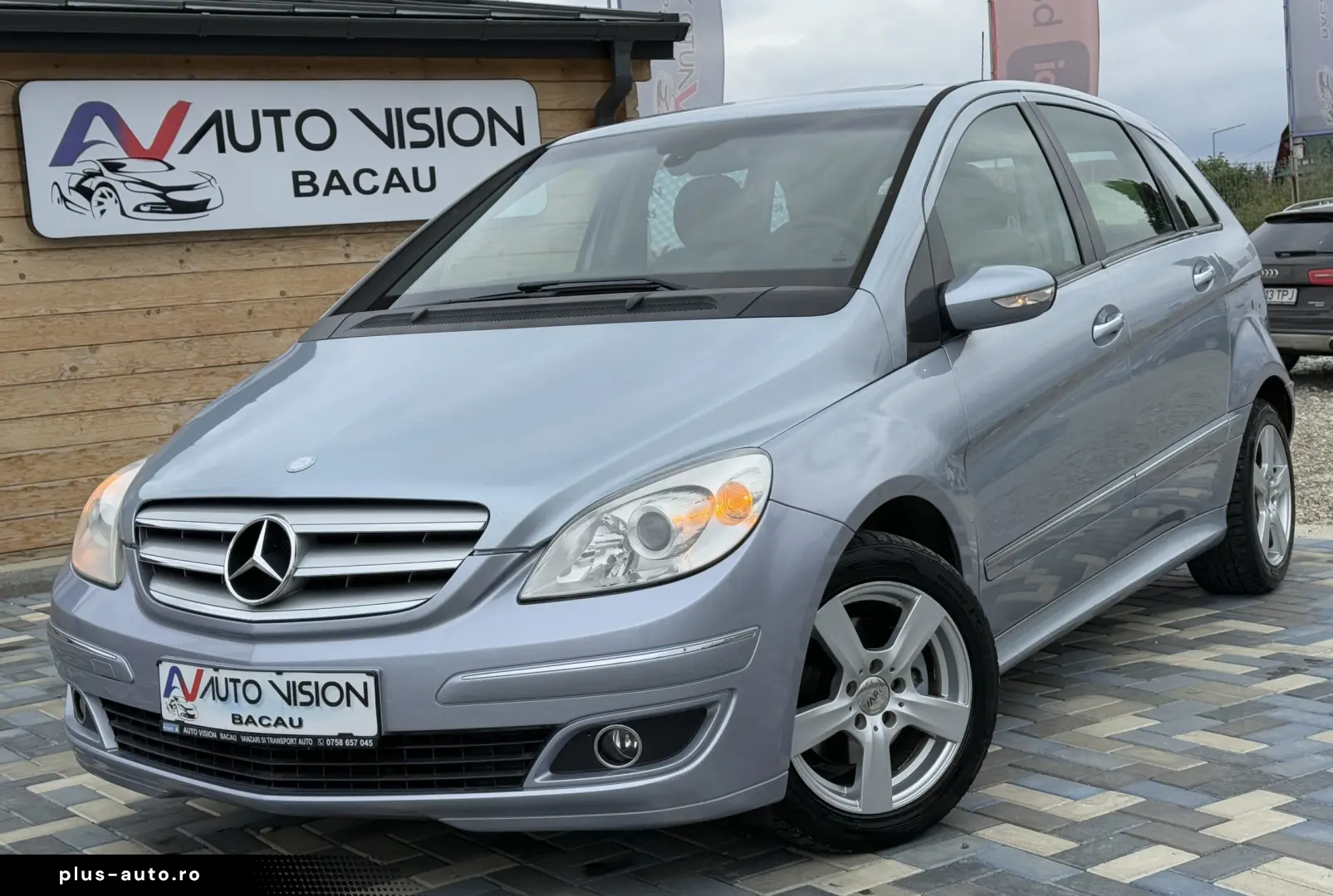 Mercedes Benz B200 2.0CDI 140CP