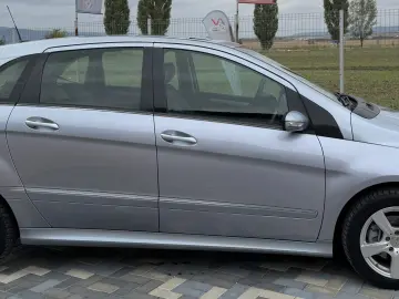 Mercedes Benz B200 2.0CDI 140CP