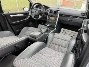 Mercedes Benz B200 2.0CDI 140CP