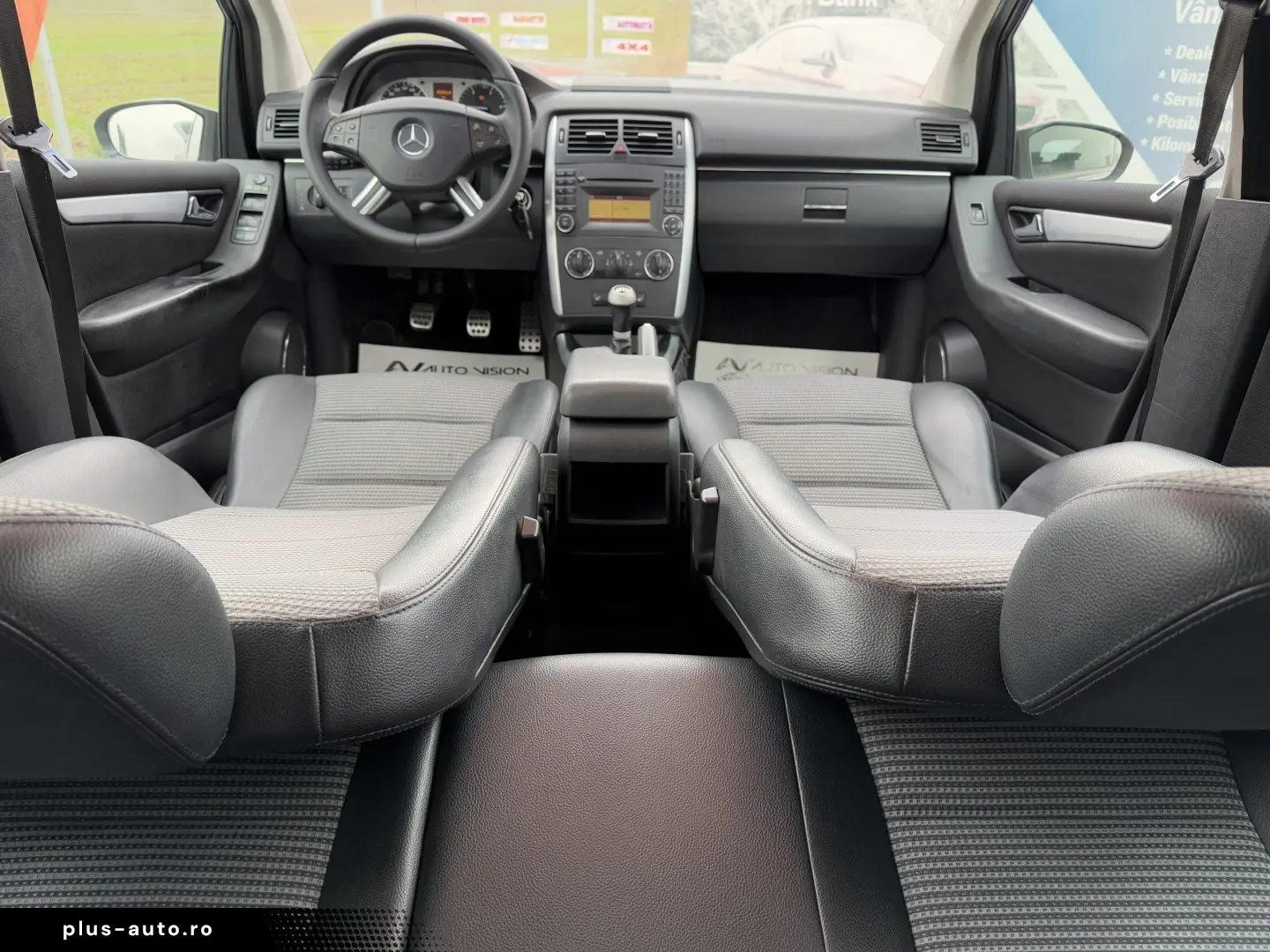 Mercedes Benz B200 2.0CDI 140CP