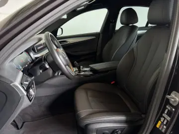 BMW 530e xDr LASER HUD CAM PRIVACY DAB AMBI