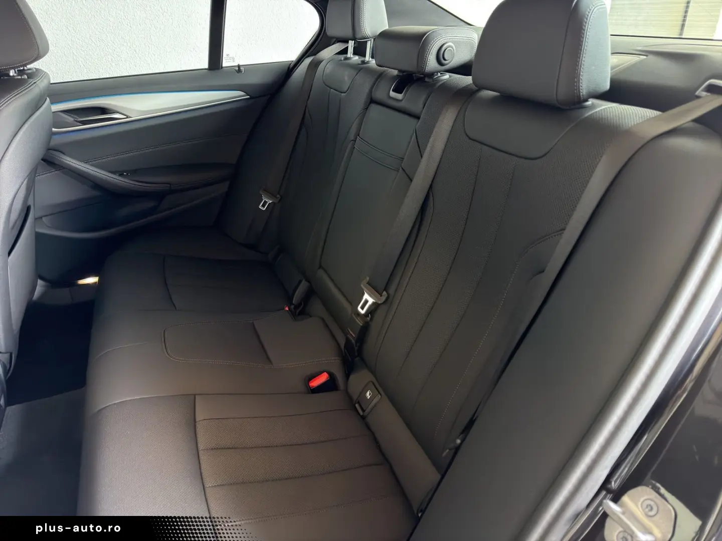 BMW 530e xDr LASER HUD CAM PRIVACY DAB AMBI