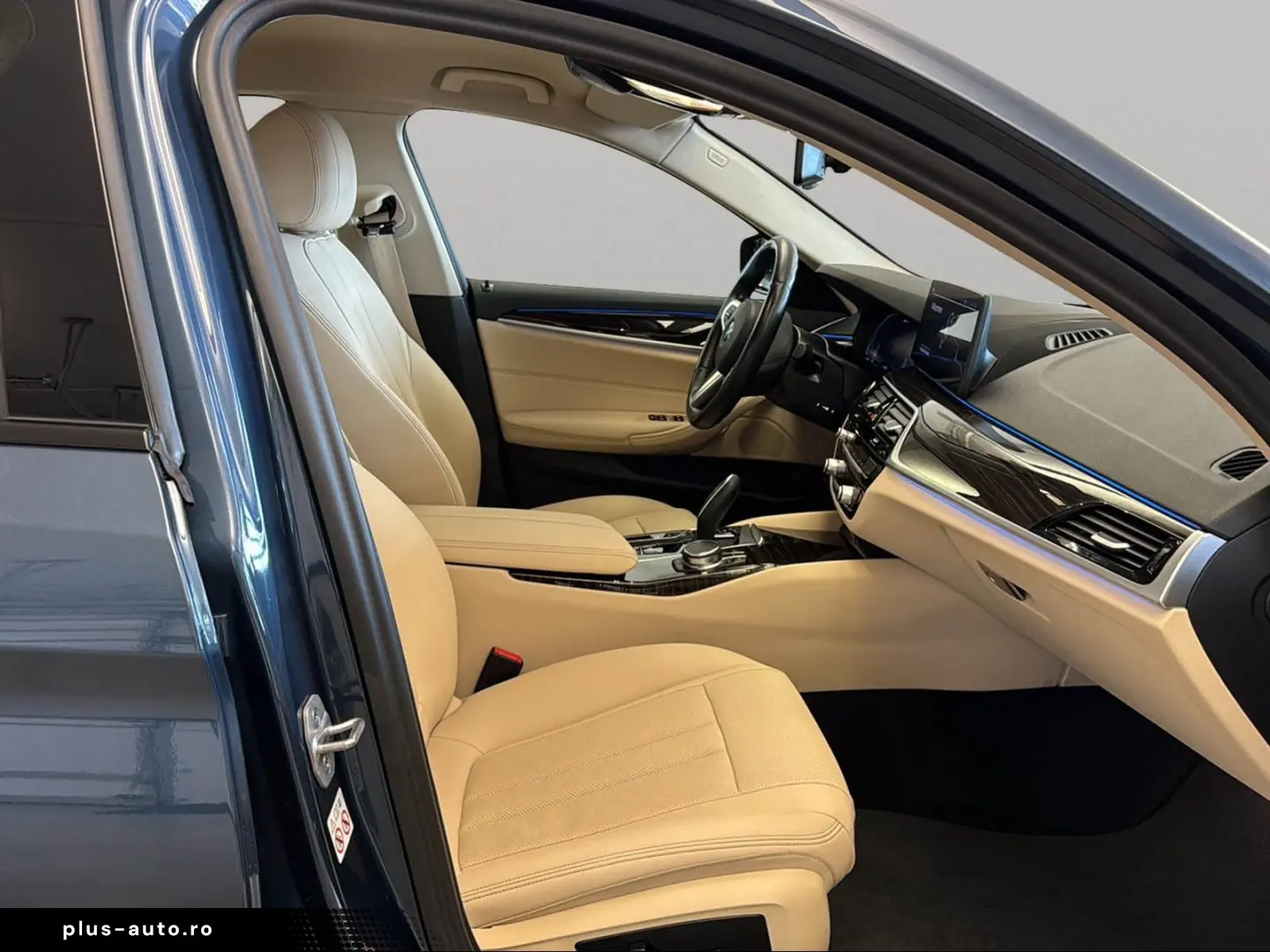 BMW 530e xDrive Limousine LiveCockpitProf Kamera