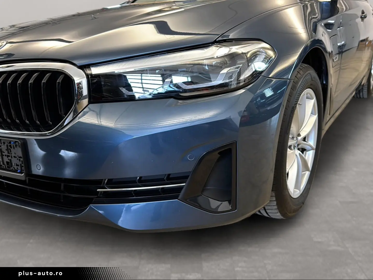 BMW 530e xDrive Limousine LiveCockpitProf Kamera