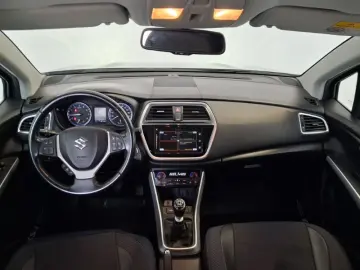 SUZUKI SX4 S-CROSS 1.4 Boosterjet Hybrid Cool