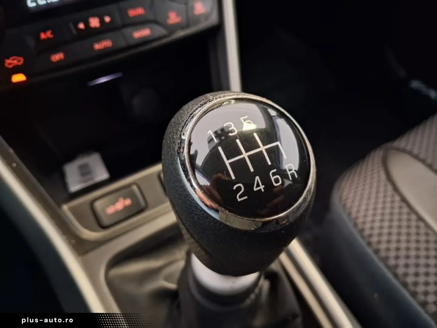 SUZUKI SX4 S-CROSS 1.4 Boosterjet Hybrid Cool