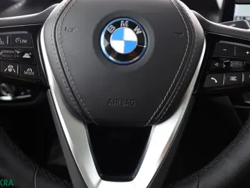 BMW 530 e xDrive 360GRAD KEYLESS MEMORY AMBIENTE 1.H