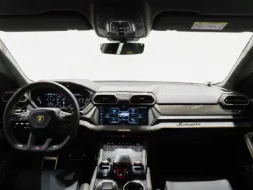 Lamborghini Urus SE Hybrid