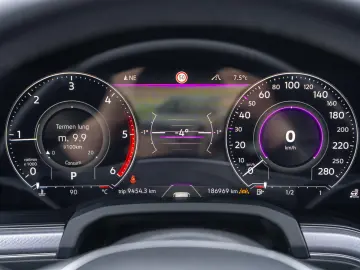 Mercedes-Benz GLE 580 V8 (489 CP) EQ Boost 4MATIC G-TRONIC