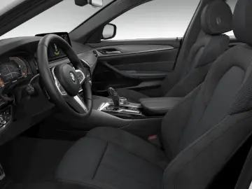 BMW 520d xDrive Limo M-Sport KAMERA HiFi adapLED