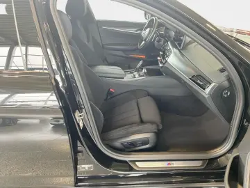 BMW 520d xDrive Aut. M Sport DrivAssistProf HuD HiFi